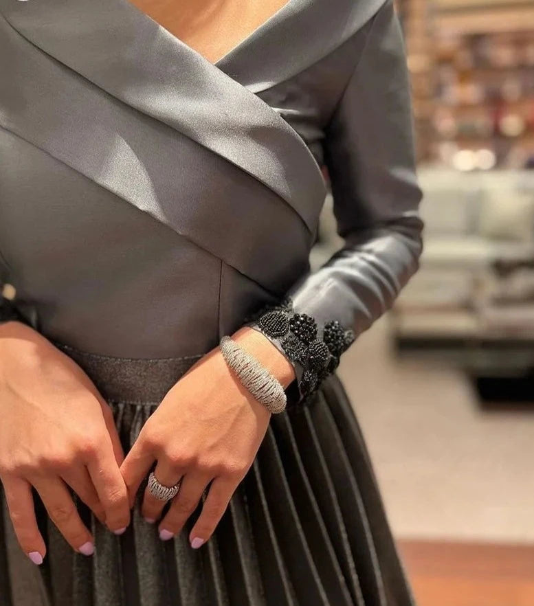 Belladonna A-Linien V-Ausschnitt Lange Ballkleid