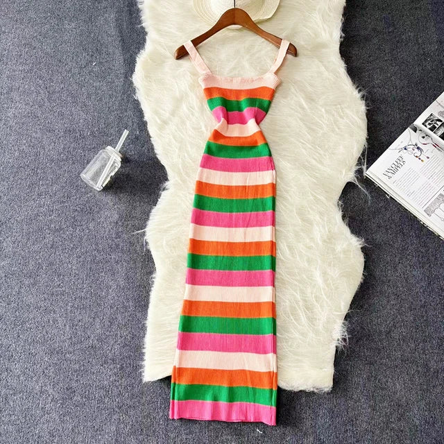Stilvolles Sommerliches Regenbogen Maxi Kleid