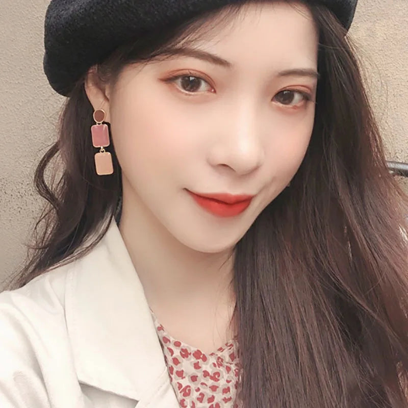 Contrast Color Drop Earrings