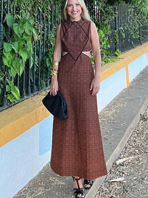 LunaMaxi Dress with Chic Print and Lace-up Closure
