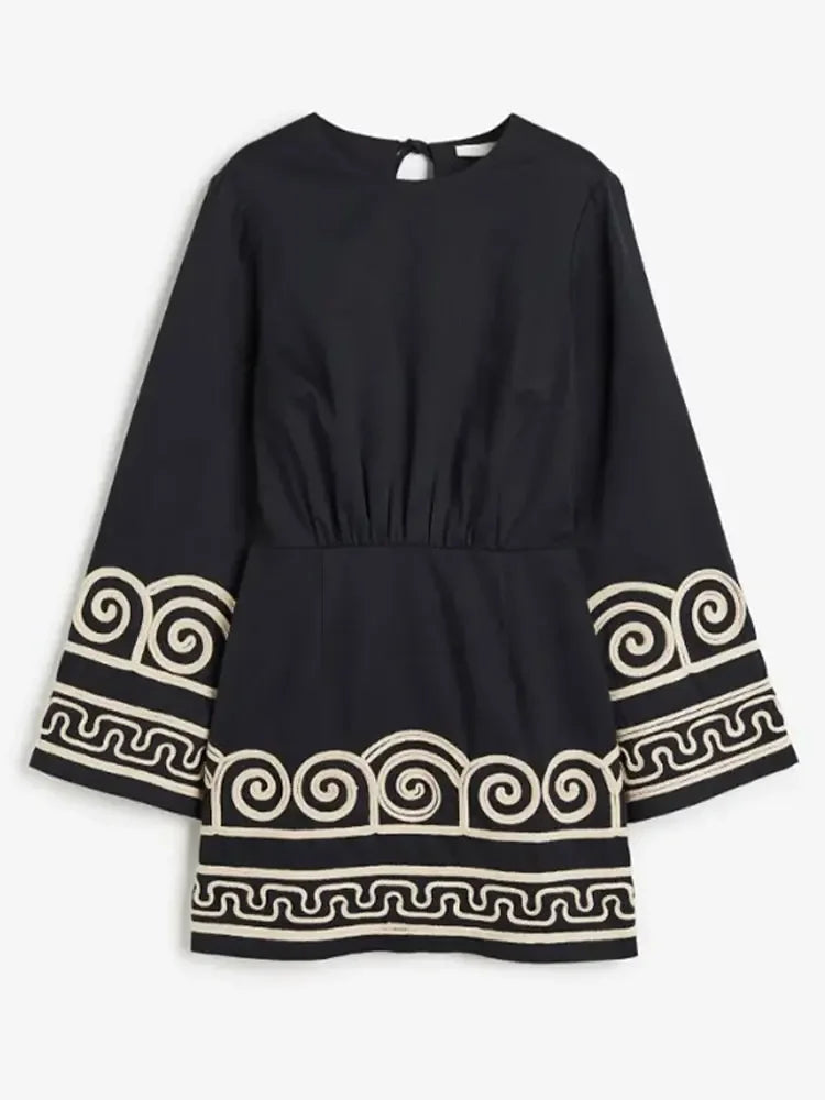Bloom & Grace Betoverende Geborduurde Etnische Jurk