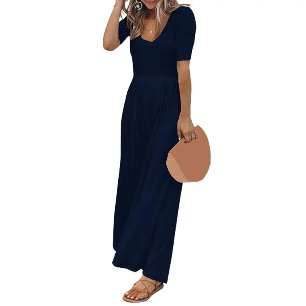Sommerlicher schicker Damen-Jumpsuit mit weiten Beinen