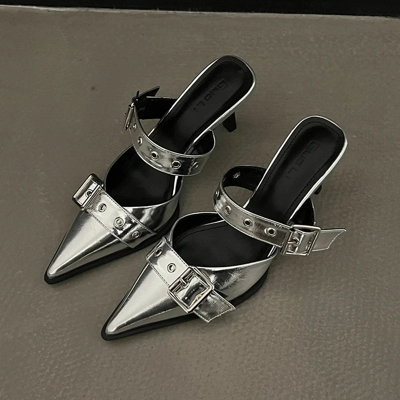 Fleeter Mode's Damen Pumps