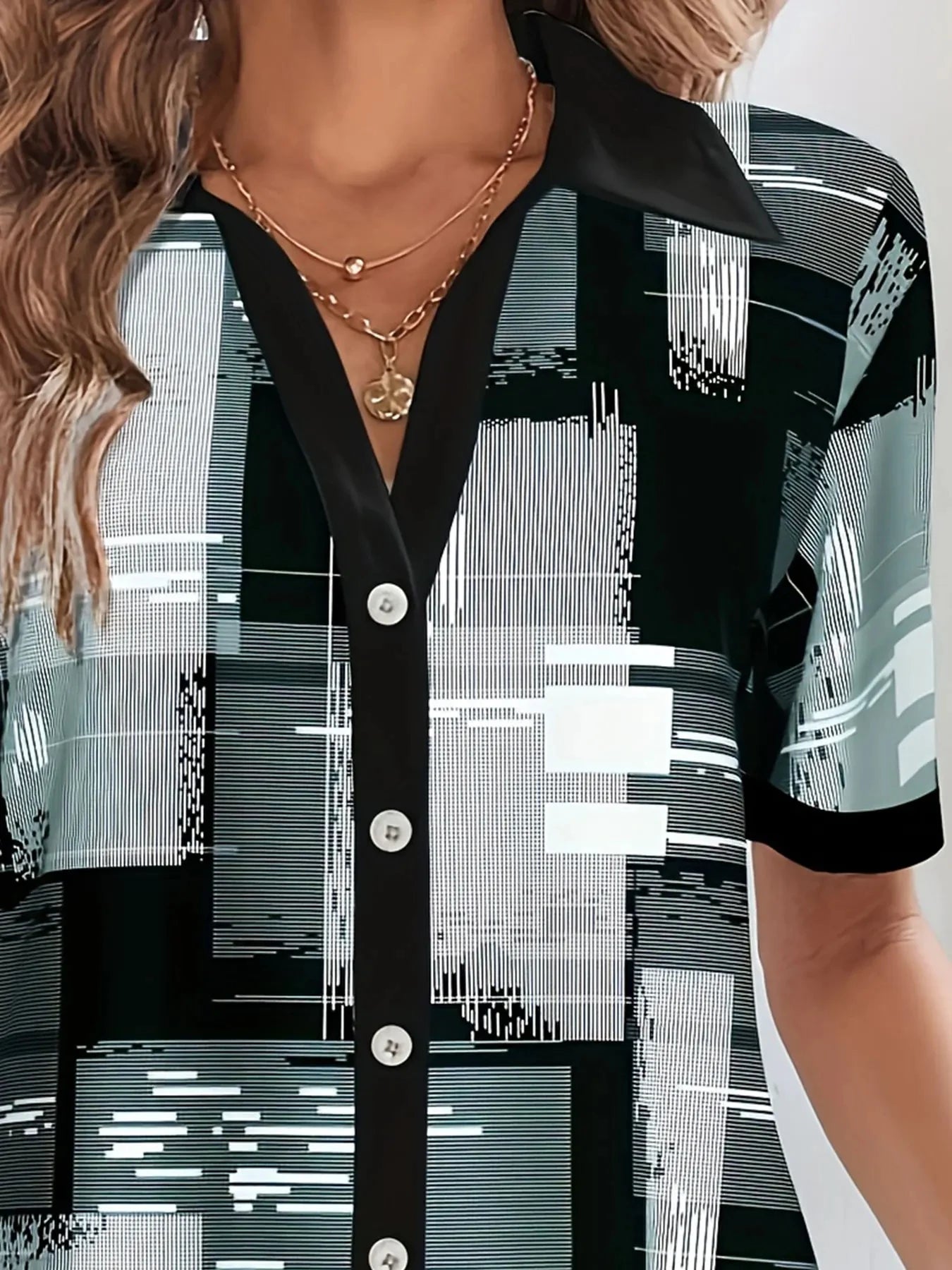 Retro Geometric Print Blouse for Spring and Autumn