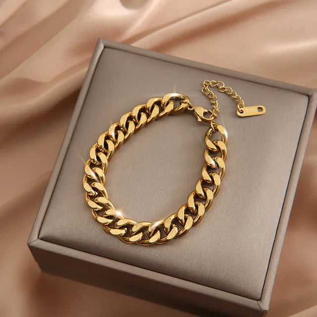 Emilia bracelet by Avianna