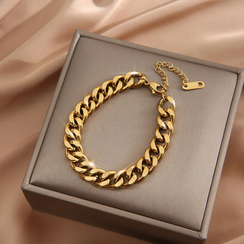 Emilia bracelet by Avianna