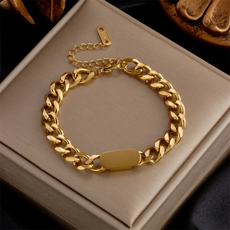 Emilia bracelet by Avianna