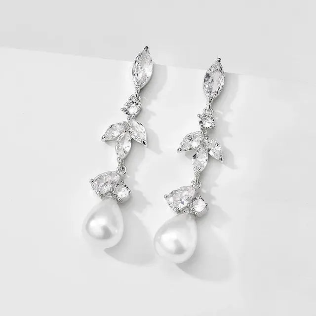 Incantevoli Eleganti Orecchini con Perle