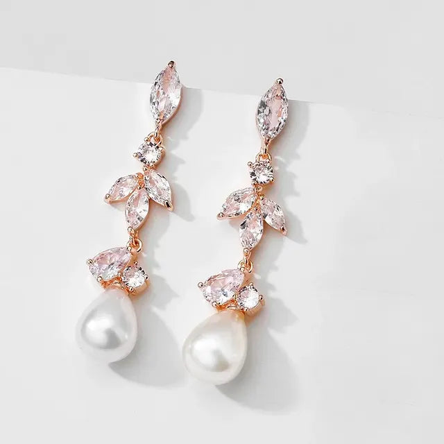 Incantevoli Eleganti Orecchini con Perle