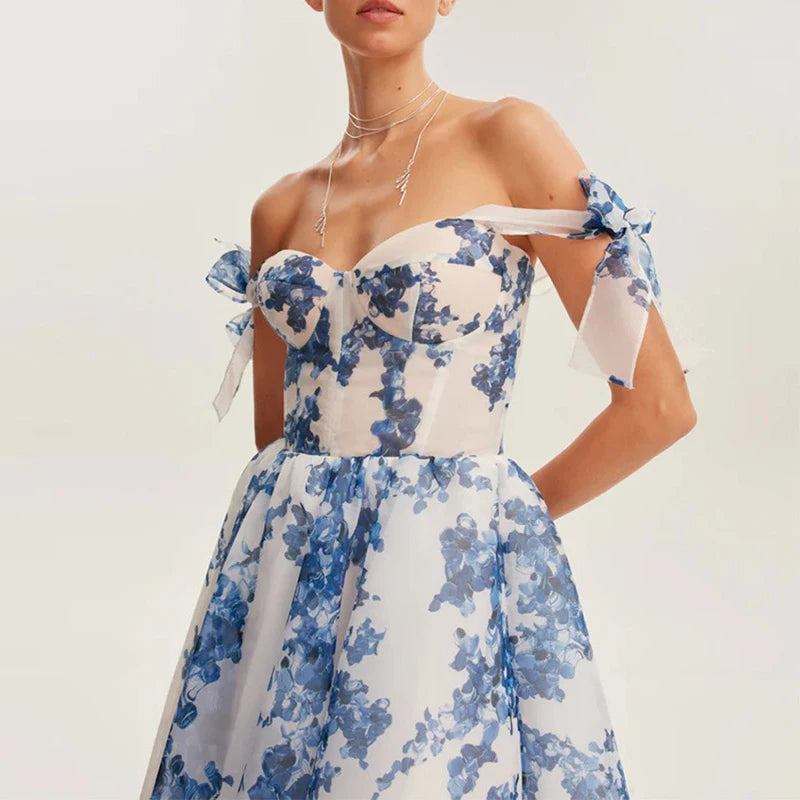 LaBelle Elegante V-Hals Jurk