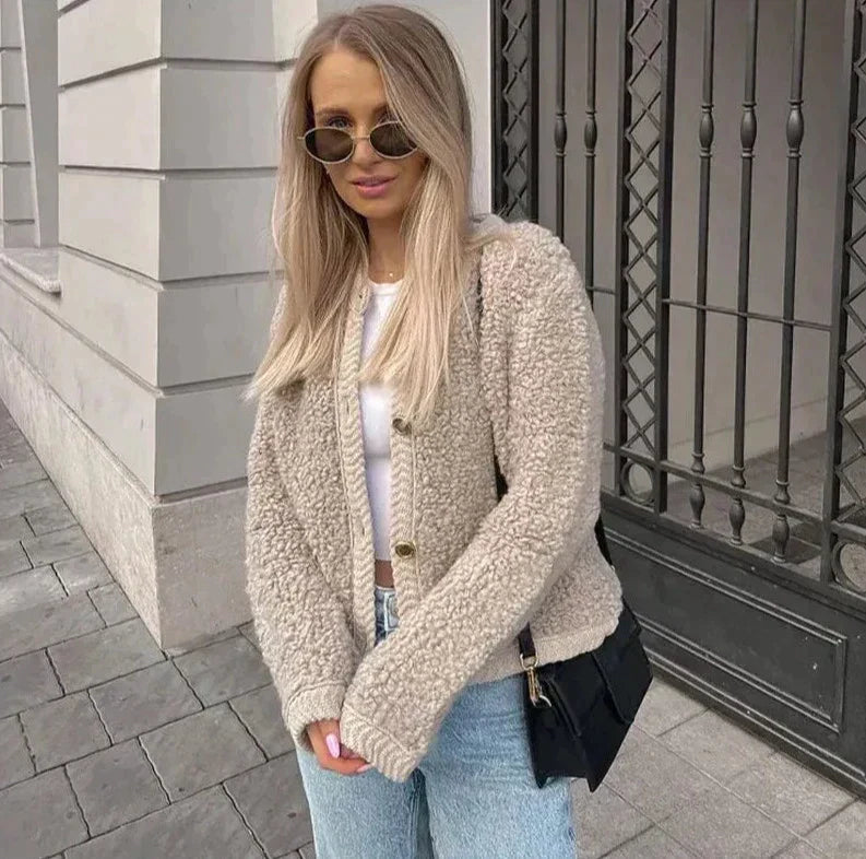 Emilia | Comfortabeler en veelzijdige jas