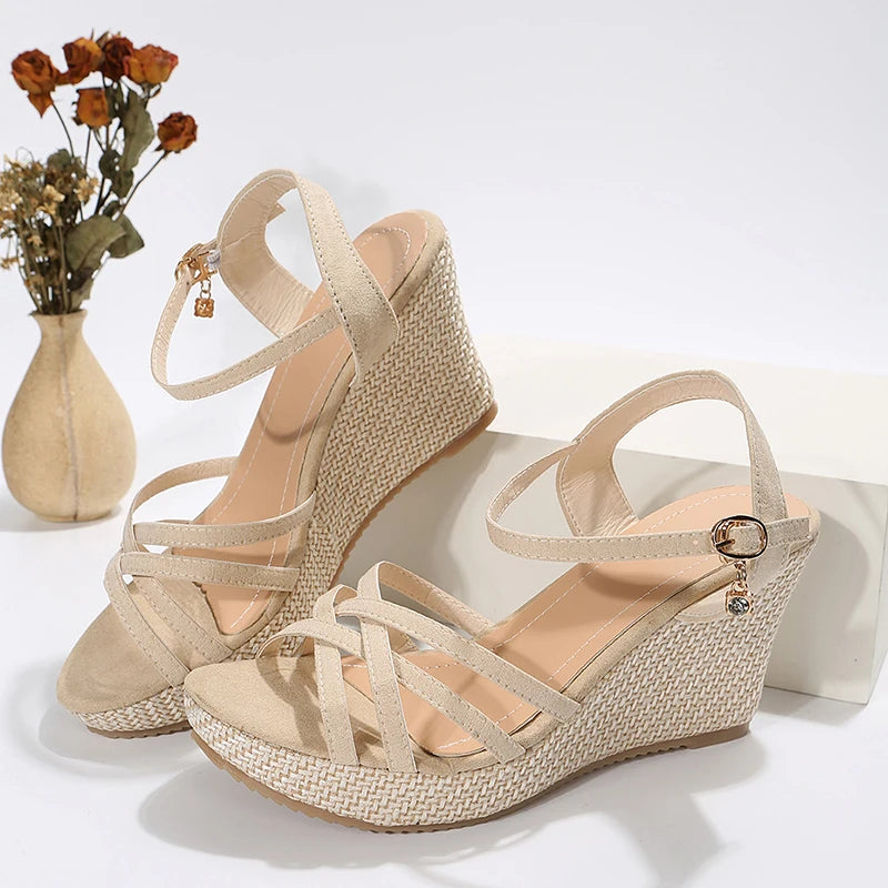 ModaViva Summer Elegance Platform Sandals