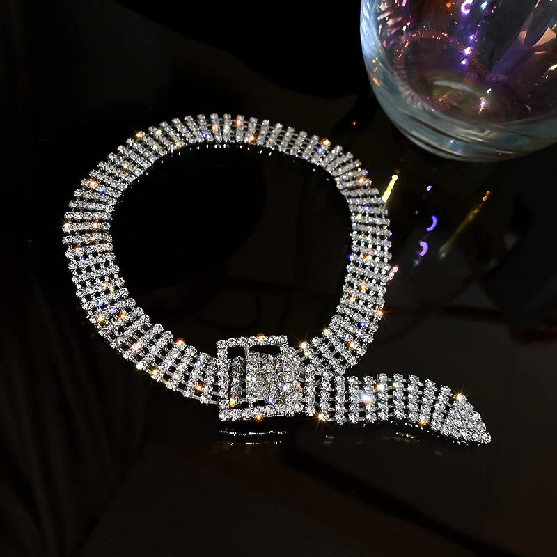 Bijou Belle glamouröse vollständige Strassknopf-Choker-Halskette