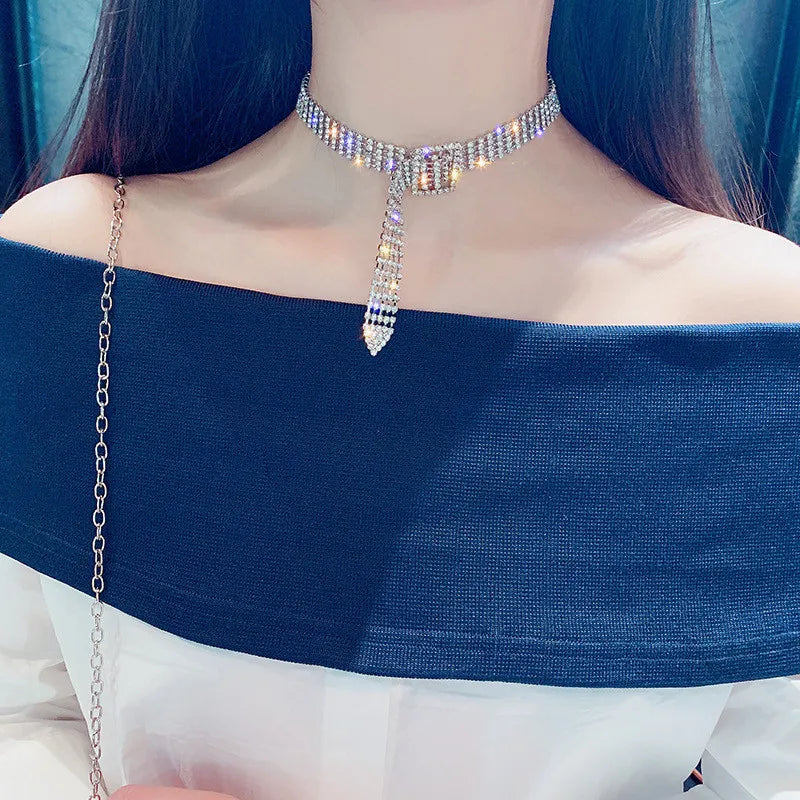 Bijou Belle Glamorous Full Rhinestone Button Choker Necklace