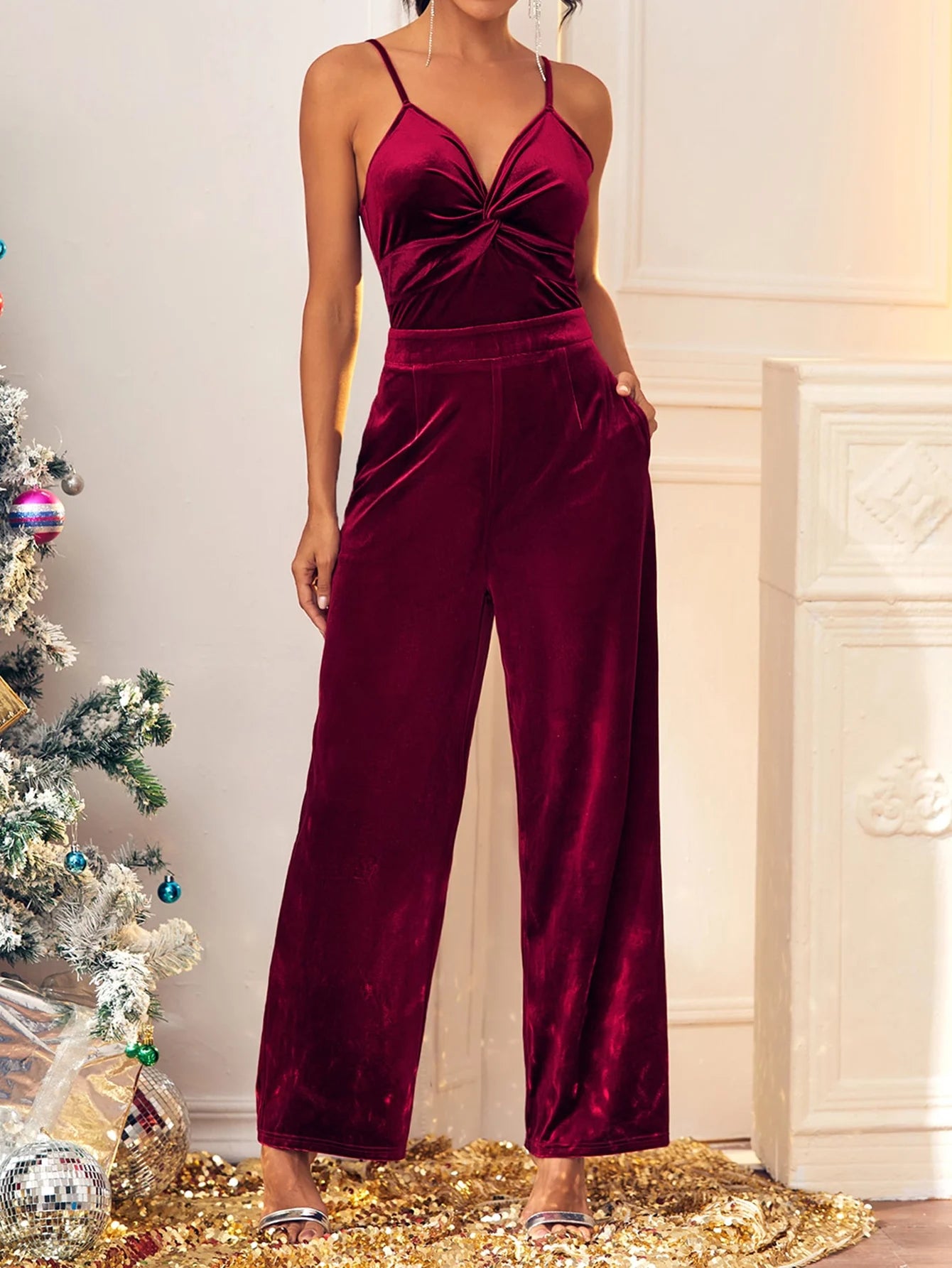 Enchanting Finjani Jumpsuit for a Timeless Look