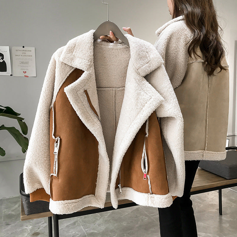 Freya | Elegante jas met puntige nek