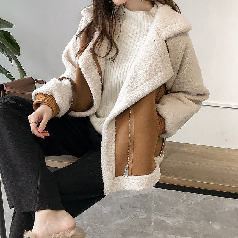 Freya | Elegante jas met puntige nek