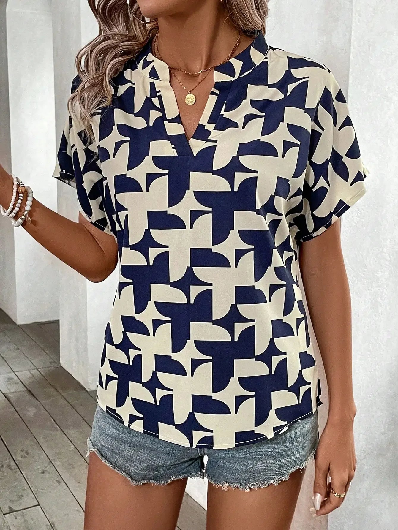 ChicVogue Geometric Print Blouse