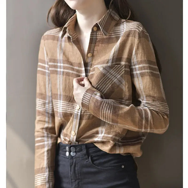 Checkered Shirt Tops - Stylish Women's Blouse for a Casual Vintage Look