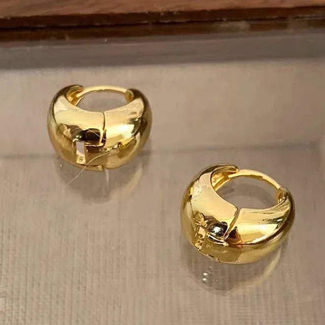 Schimmernder Kreis Goldener Glanz Mehrlagige Runde Ohrstecker
