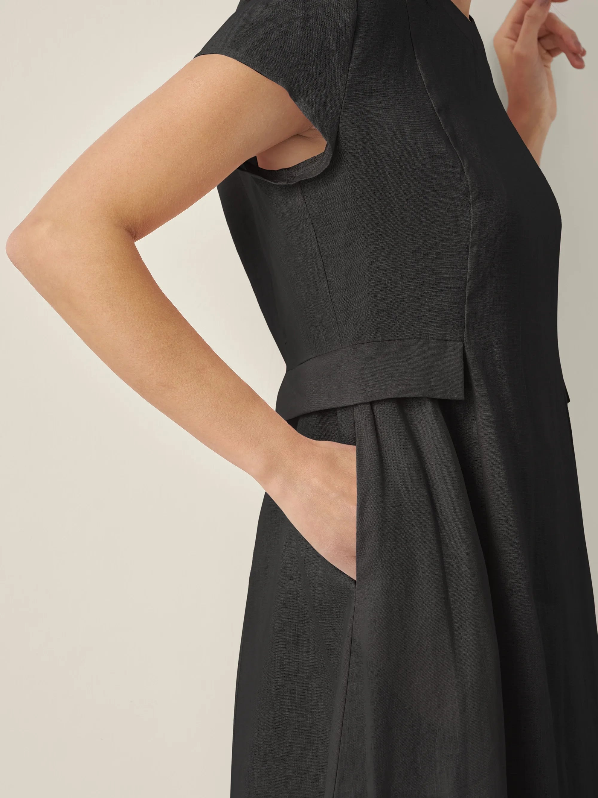 Greta | Midi zomerjurk met v-neckline