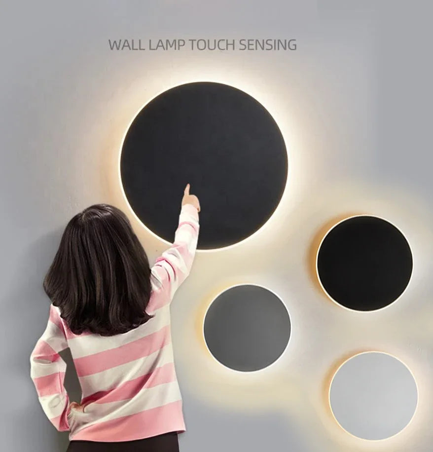 HaloOrb Wandlamp met Modern Circulair Ontwerp