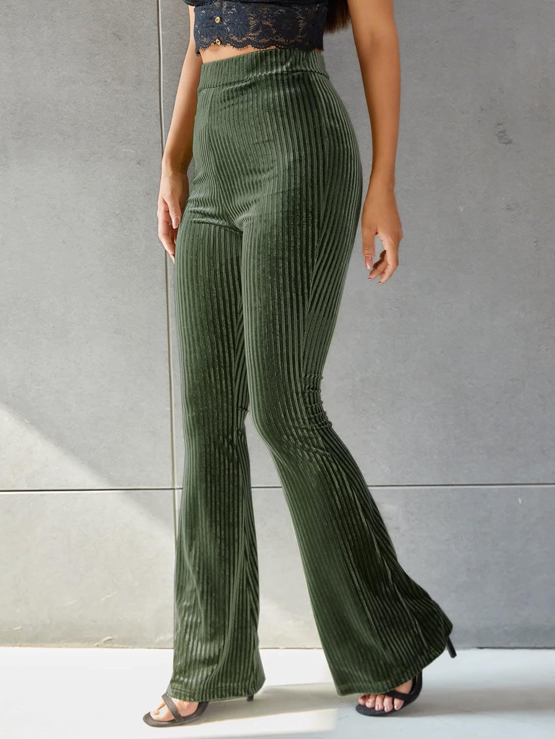 Lorena | Damen Hohe Taille Ausgestellte Cordhosen | Grün