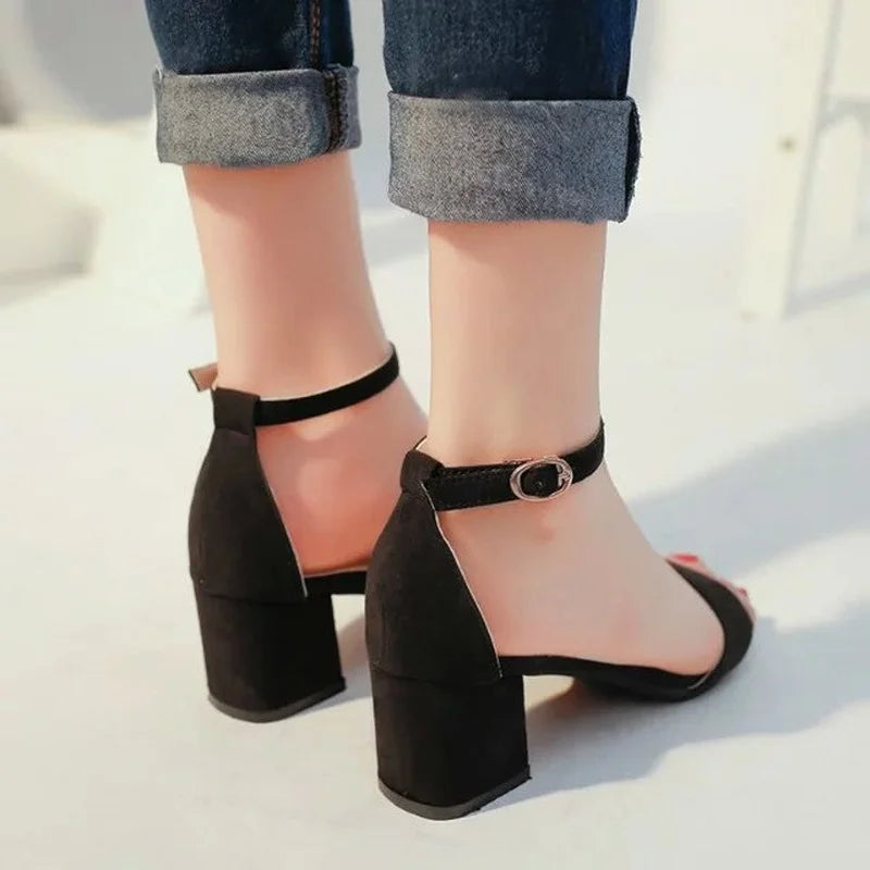 Femina Moda Sommer Pumps mit Peeptoe