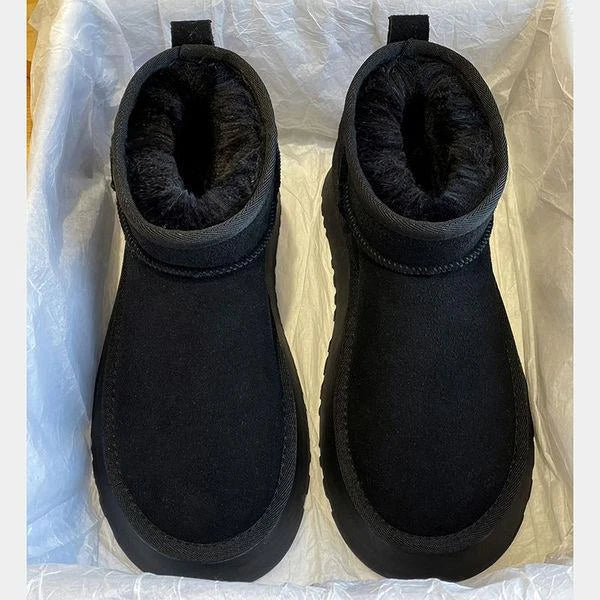 Trendy and Warm: Mini Platform Boots from TrendWarm