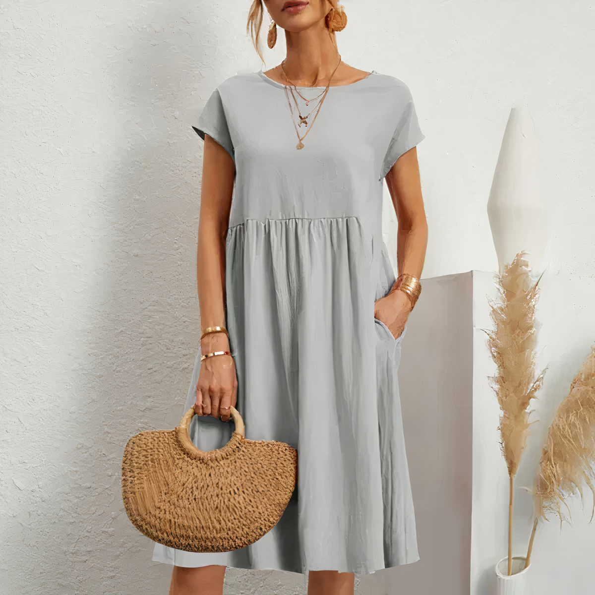 VELANORA | Elena - Elegantes und Bequemes Knielanges Kleid mit Taschen!