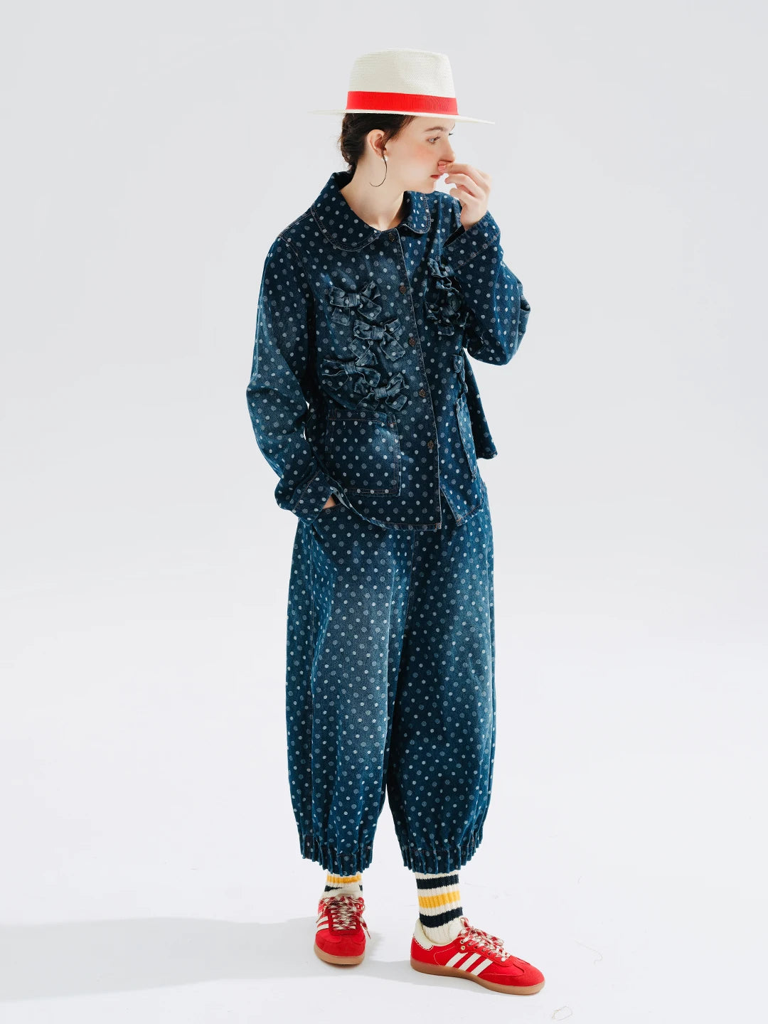 Vleret Moda's Denim Pants