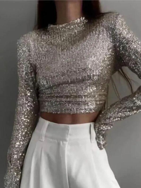 Karolin | Met pailletten versierde crop top met lange mouwen