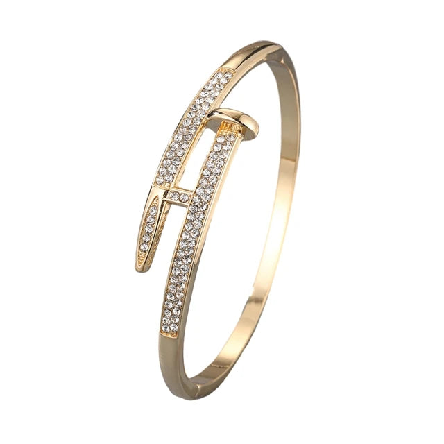Elegante Brand Nagelarmband voor Vrouwen