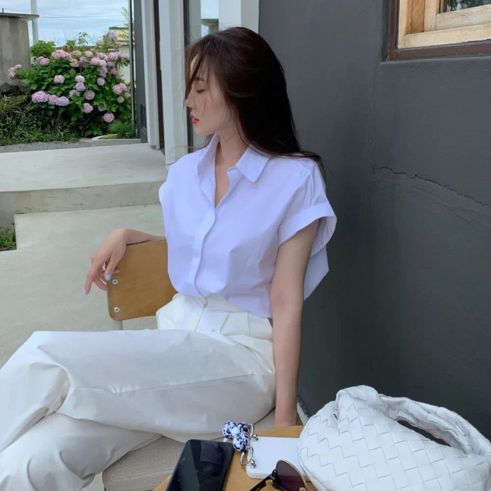 Ontdek het Koreaanse witte overhemd "Breeze of Seoul