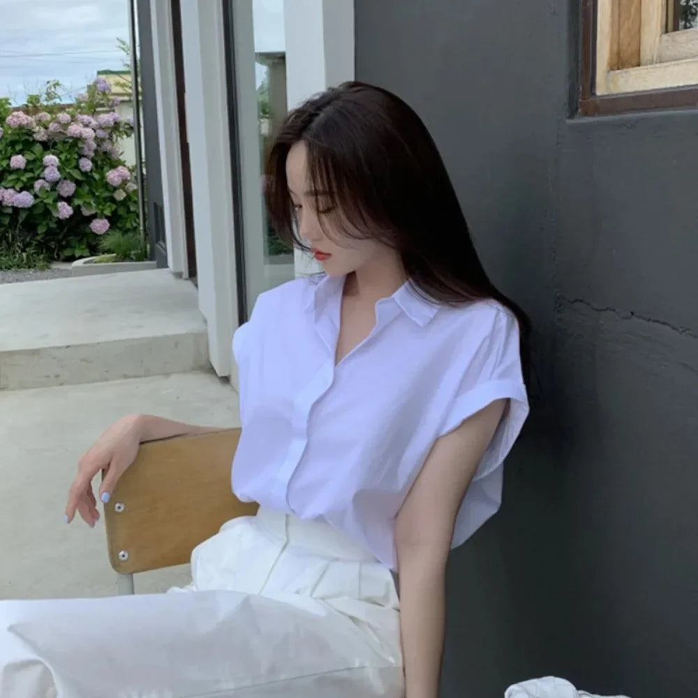 Ontdek het Koreaanse witte overhemd "Breeze of Seoul