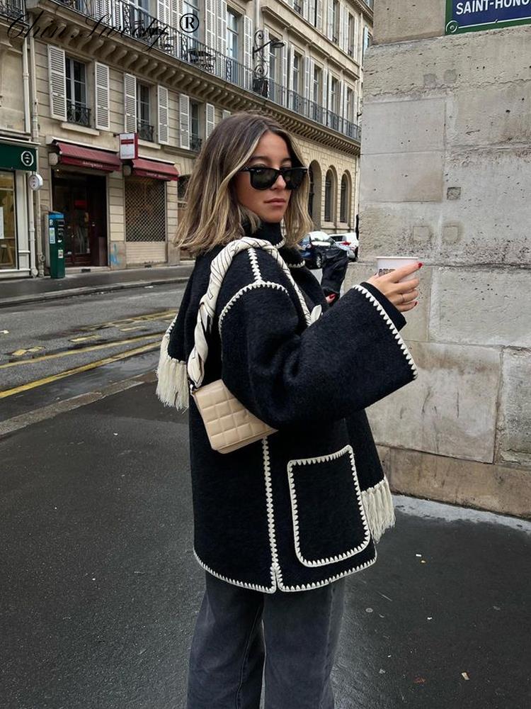 Jacke mit Schal aus stilvollem Stoff