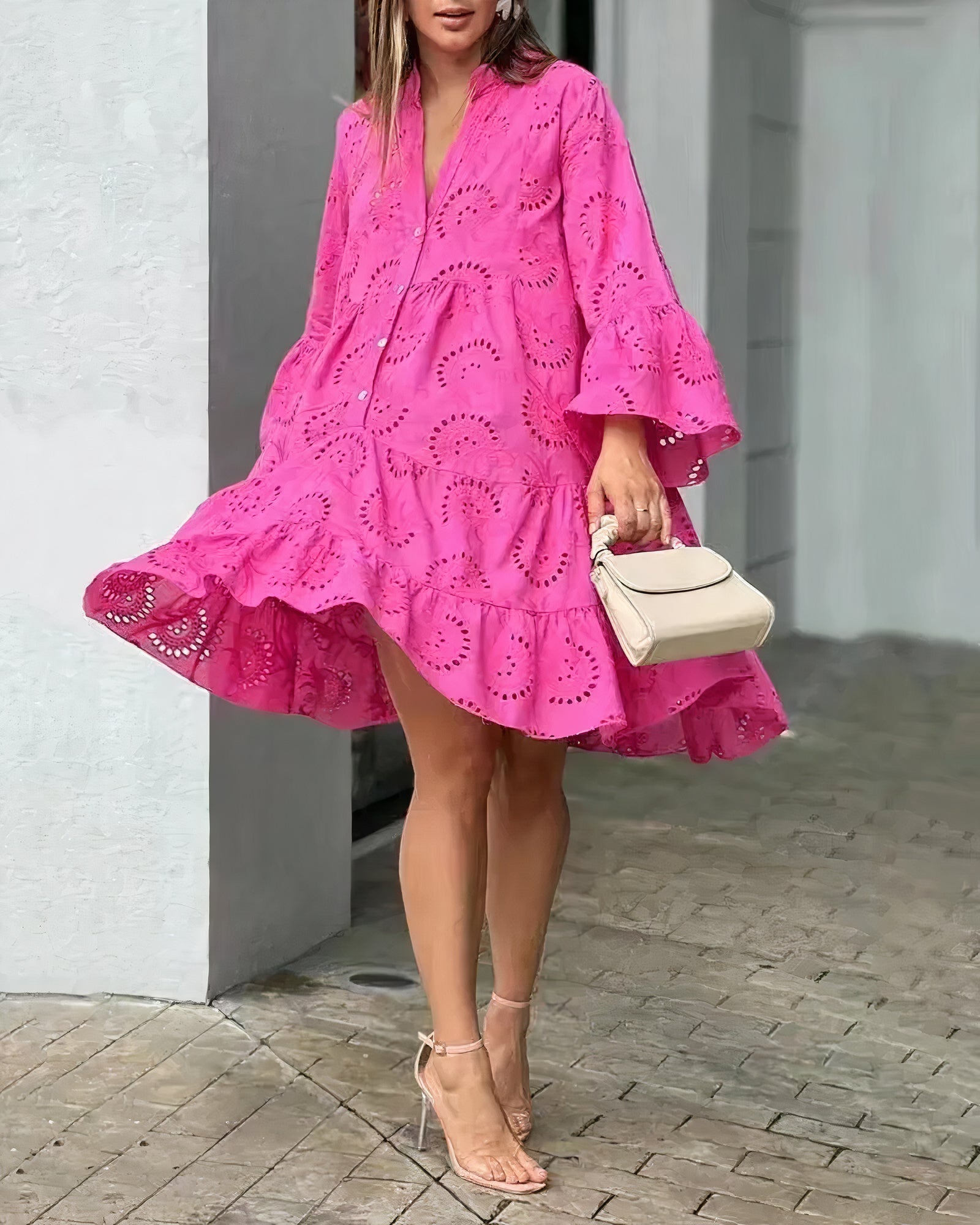 Elegante vestito camicia Stacy in pizzo per un'eleganza estiva