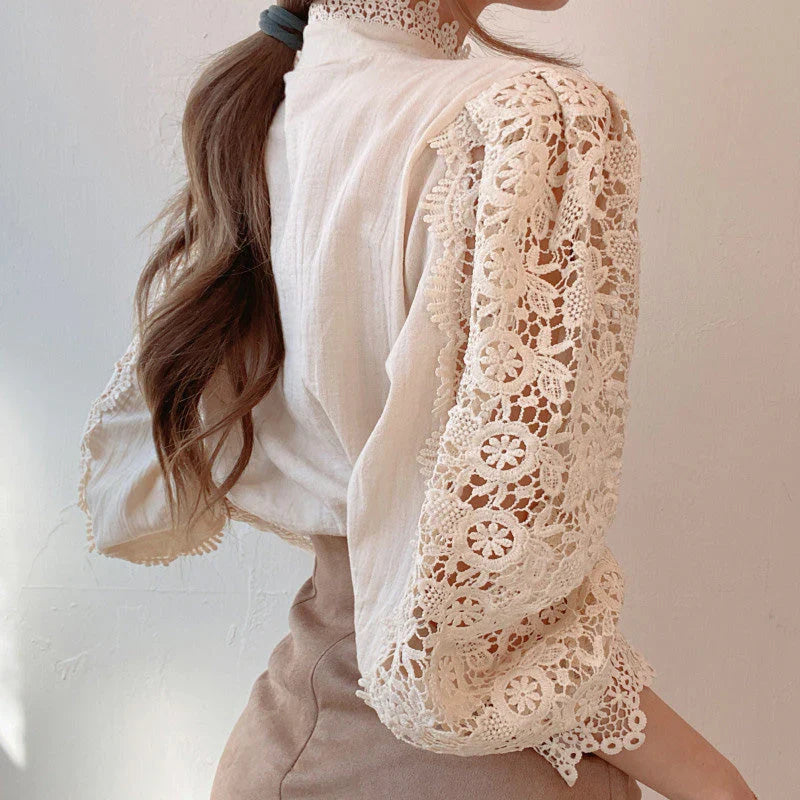Lea | Elegante Blumenbluse