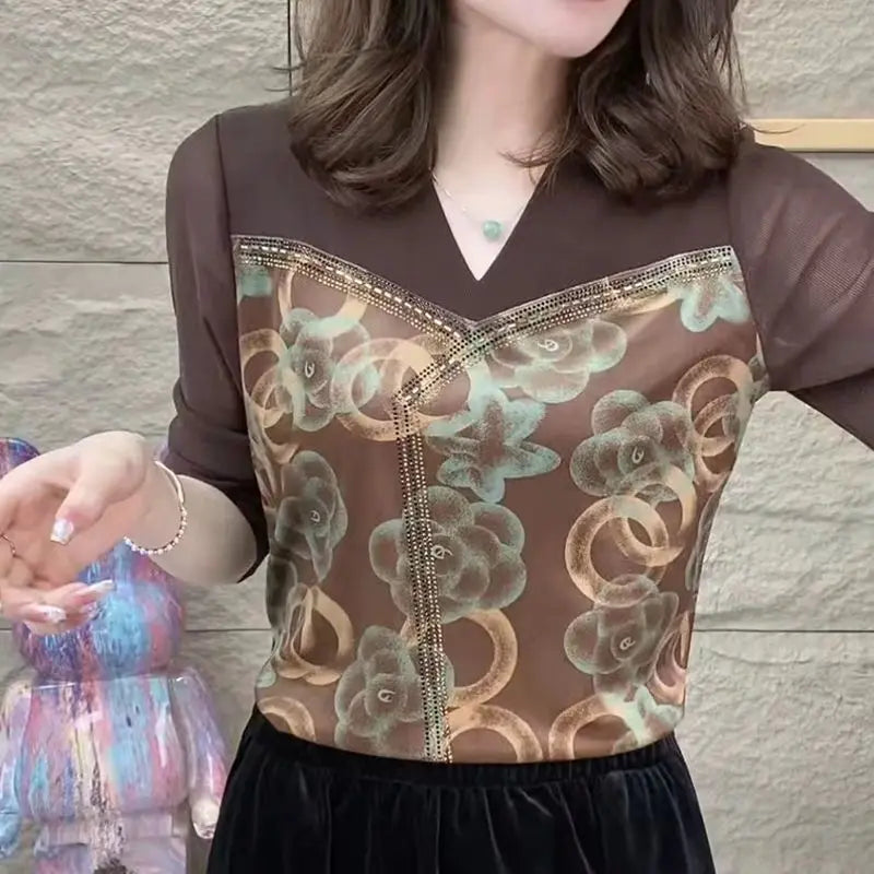 Enchanting Spring-Autumn Vintage Floral Print Sweaters with Stylish V-neck!