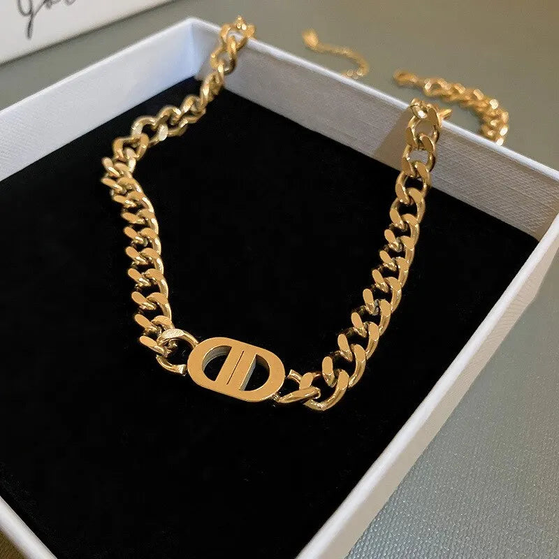Stylish Letter D Choker Necklace