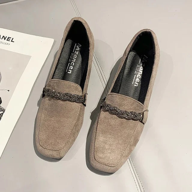Jill Loafers - Moderne Wildlederschuhe mit dickem Absatz