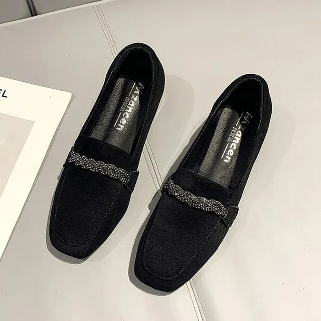 Jill Loafers - Moderne Wildlederschuhe mit dickem Absatz