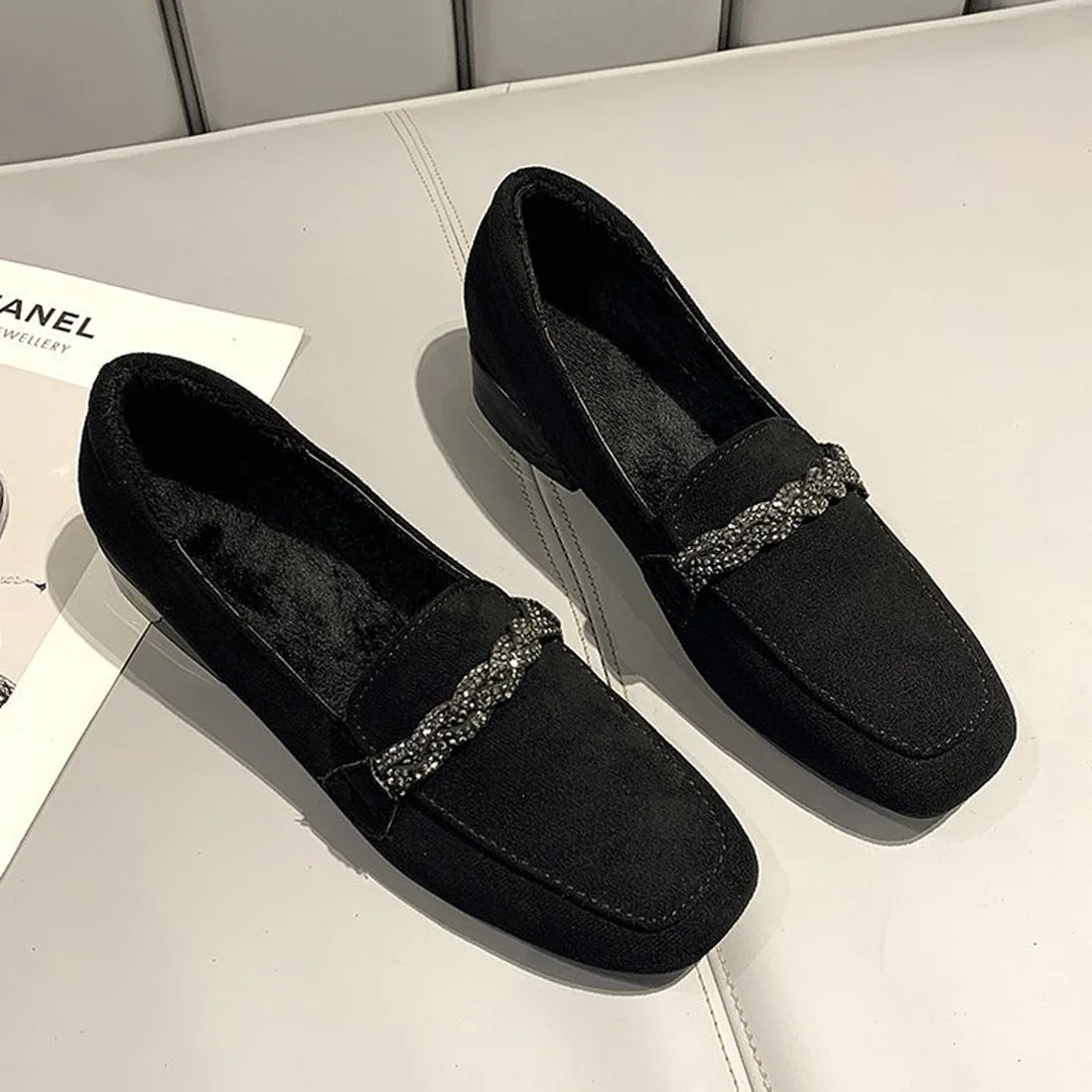 Jill Loafers - Moderne Suède Schoenen met Dikke Hak