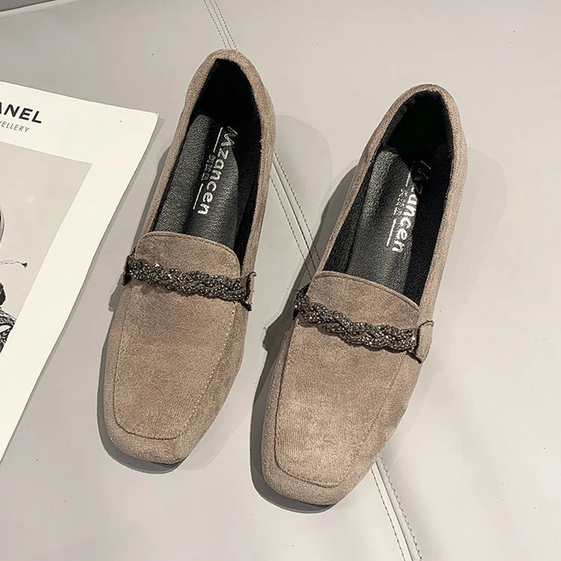 Jill Loafers - Moderne Suède Schoenen met Dikke Hak