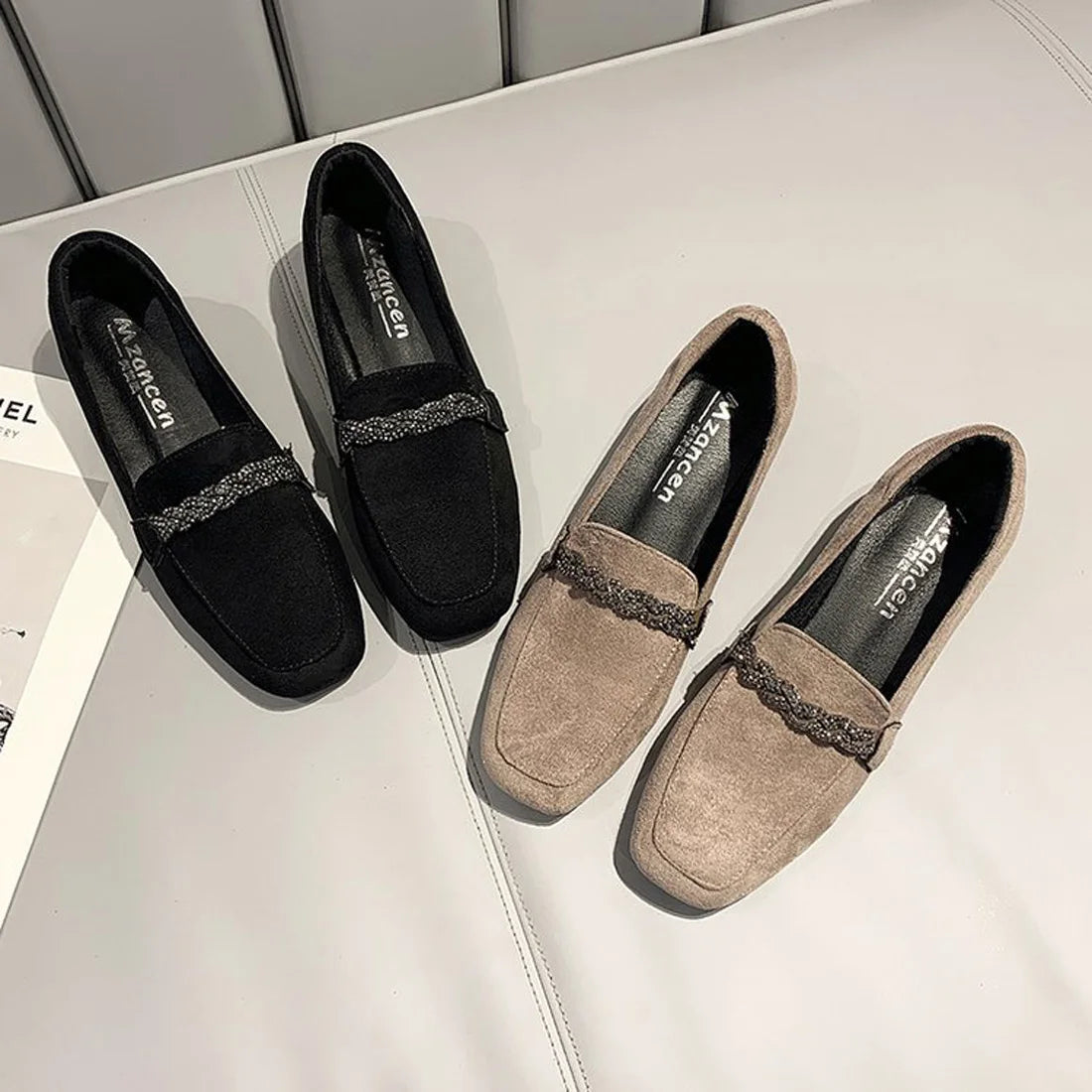 Jill Loafers - Moderne Suède Schoenen met Dikke Hak