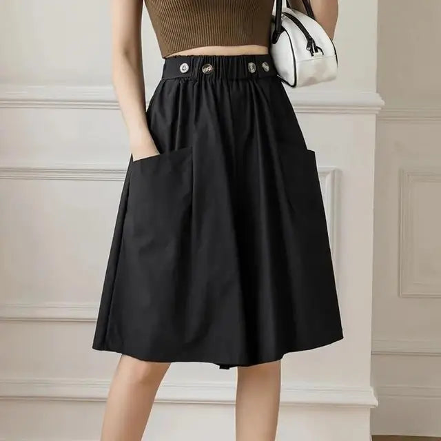 Shorts alla moda a vita alta abbinabili a tutto