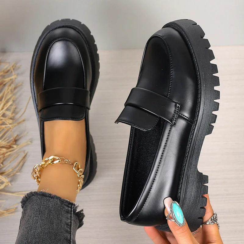 Lucente Platform Instappers voor Trendy Dames