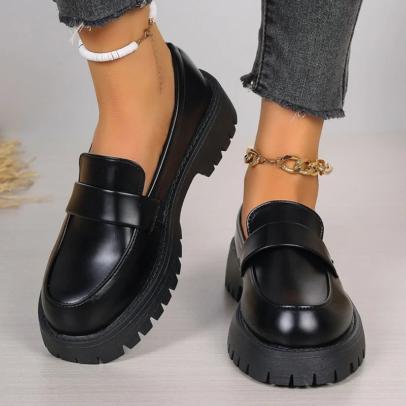 Lucente Platform Instappers voor Trendy Dames