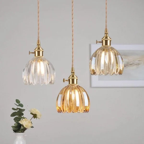 Lumora | Elegant | Betoverend