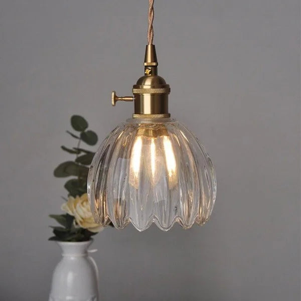 Lumora | Elegant | Betoverend